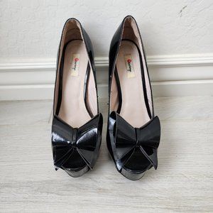Olsenboye Black patent platform heel size 9
